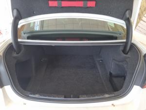 BMW 3 Series 318i - Image 19