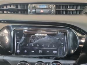 Toyota Hilux 2.0 single cab S (aircon) - Image 11
