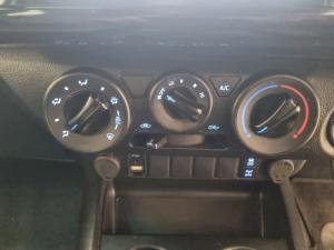 Toyota Hilux 2.8GD-6 Xtra cab 4x4 Legend auto - Image 14