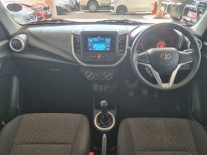 Toyota Vitz 1.0 XR manual - Image 6