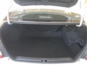 Toyota Etios sedan 1.5 Sprint - Image 15