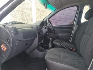 Nissan NP200 1.6i safety pack (aircon) - Image 7