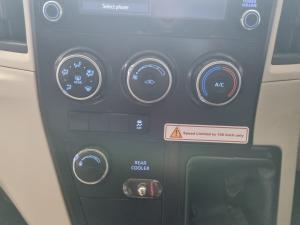 Toyota Quantum 2.8 SLWB bus 14-seater GL manual - Image 12