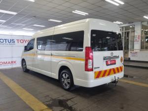 Toyota Quantum 2.8 SLWB bus 14-seater GL manual - Image 18