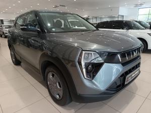 Mahindra XUV 3XO 1.2T MX2 manual - Image 10