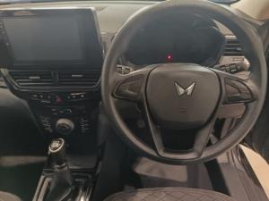Mahindra XUV 3XO 1.2T MX2 manual - Image 14