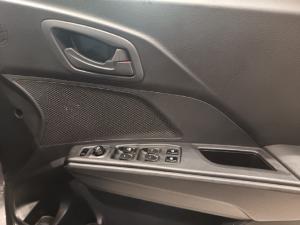 Mahindra XUV 3XO 1.2T MX2 manual - Image 15