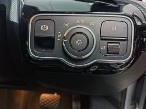 Mercedes-Benz A-Class A200 sedan Progressive - Image 16