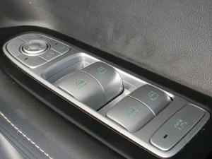Omoda C5 1.5T SHS HEV - Image 18