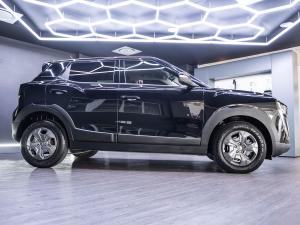 Mahindra XUV 3XO 1.2T MX2 auto - Image 9