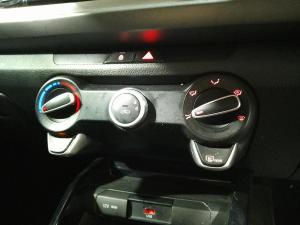 Kia Rio hatch 1.2 LS - Image 21