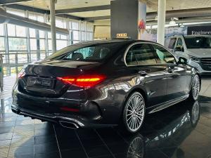 Mercedes-Benz C-Class C220d Avantgarde - Image 2