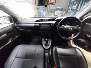 Toyota Hilux 2.0 single cab S (aircon) - Image 6