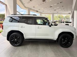 Toyota Land Cruiser Prado 2.8GD VX-L - Image 5