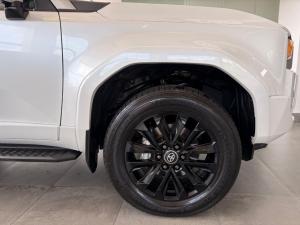 Toyota Land Cruiser Prado 2.8GD VX-L - Image 6