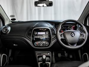 Renault Captur 66kW turbo Blaze - Image 6