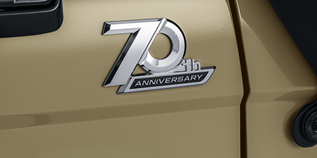 SUV Land Cruiser 79 4.5 DIESEL V8 70th EDITION DC