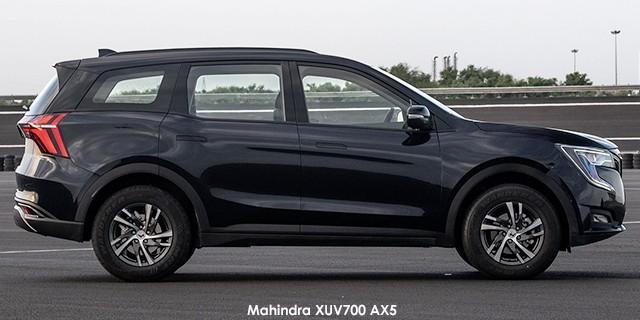 Mahindra XUV700 2.0T AX5
