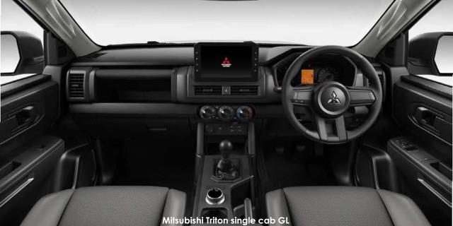 Mitsubishi Triton 2.4DI-D single cab GL 4x4