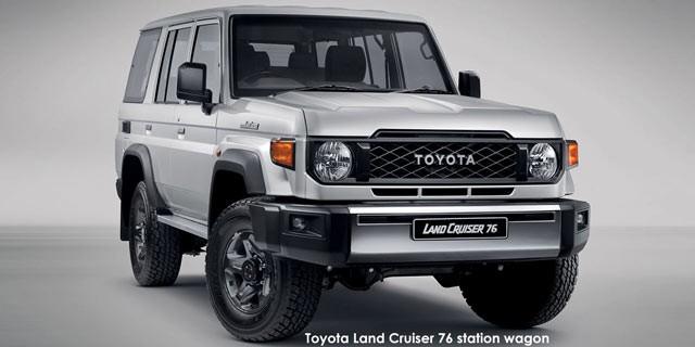 Toyota Land Cruiser 76 2.8GD-6 station wagon LX auto