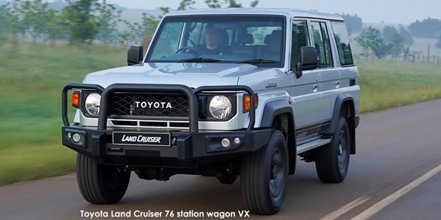 Toyota Land Cruiser 76 2.8GD-6 station wagon VX