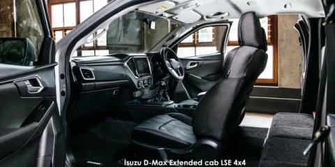 Isuzu D-Max 1.9TD Extended cab LS 4x4 auto - Image credit: &copy; 2026 duoporta. Generic Image shown.