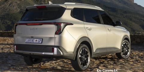 Kia Carens 1.5 LS - Image credit: &copy; 2026 duoporta. Generic Image shown.