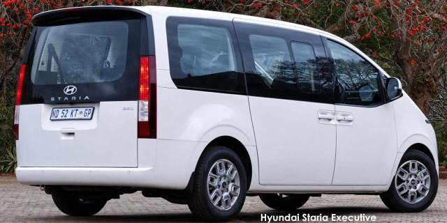 Hyundai Staria 2.2D Executive 11-seater