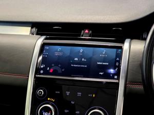 Land Rover Discovery Sport P300e R-Dynamic HSE - Image 15