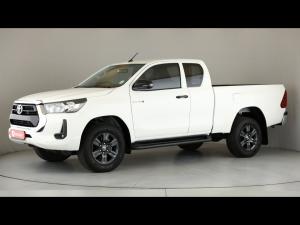 Toyota Hilux 2.4GD-6 Xtra cab Raider manual - Image 23