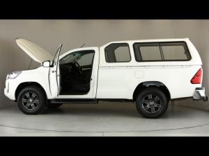 Toyota Hilux 2.4GD-6 single cab 4x4 Raider manual - Image 26