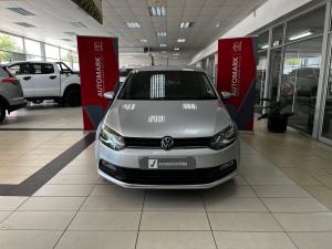 Volkswagen Polo Vivo hatch 1.6 Highline - Image 4