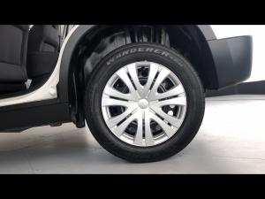 Toyota Urban Cruiser 1.5 Xi - Image 19