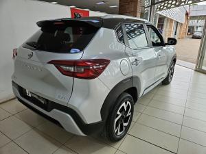 Nissan Magnite 1.0 Turbo Acenta Plus auto - Image 2