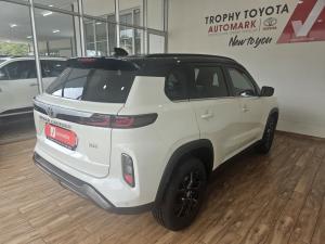 Toyota Urban Cruiser 1.5 XR manual - Image 2