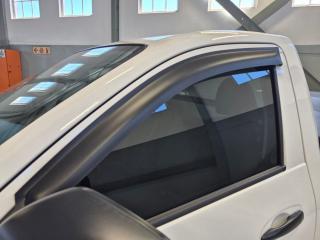Nissan Navara 2.5DDTi single cab XE