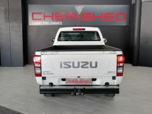 Isuzu D-Max Gen 6 250 single cab Fleetside safety - Image 10