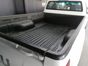 Isuzu D-Max Gen 6 250 single cab Fleetside safety - Image 14