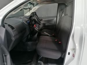 Isuzu D-Max Gen 6 250 single cab Fleetside safety - Image 21