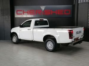 Isuzu D-Max Gen 6 250 single cab Fleetside safety - Image 3