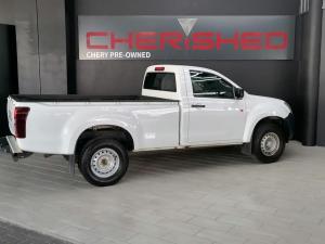 Isuzu D-Max Gen 6 250 single cab Fleetside safety - Image 4