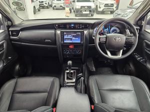 Toyota Fortuner 2.4GD-6 auto - Image 6