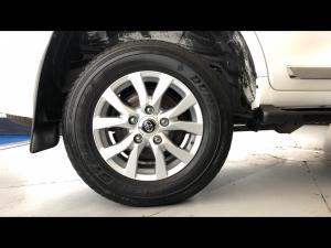 Toyota Land Cruiser 200 4.5D-4D V8 VX-R - Image 20