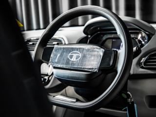 Tata Tiago 1.2 XM