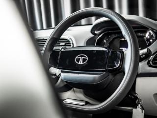 Tata Tiago 1.2 XM