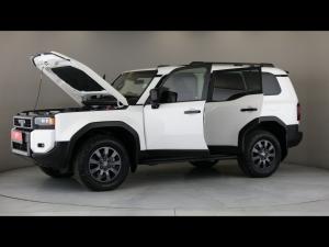 Toyota Land Cruiser Prado 2.8GD VX-R - Image 27