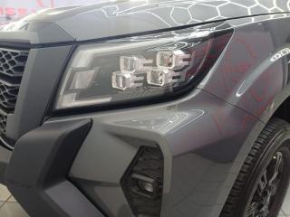 Nissan Navara 2.5DDTi double cab Stealth
