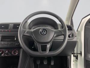 Volkswagen Polo Vivo 1.4 Trendline - Image 12