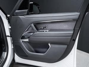 Land Rover Range Rover P530 Autobiography - Image 16