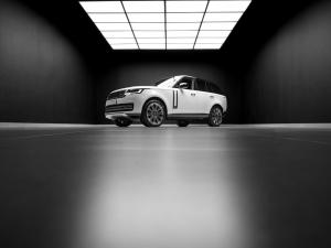 Land Rover Range Rover P530 Autobiography - Image 2